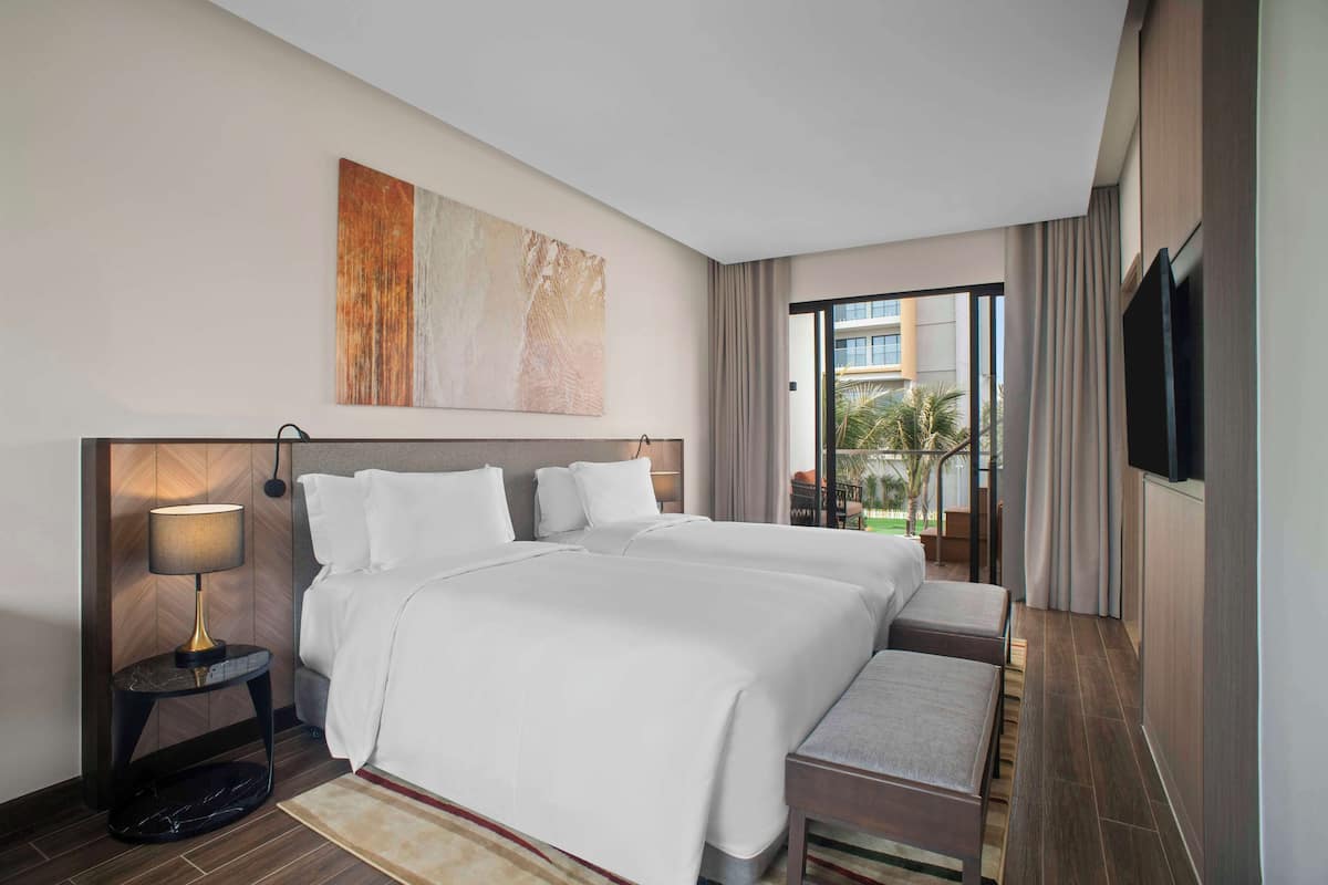 Suite, 2 Twin Beds, Garden View | 3 bedrooms, premium bedding, minibar, in-room safe