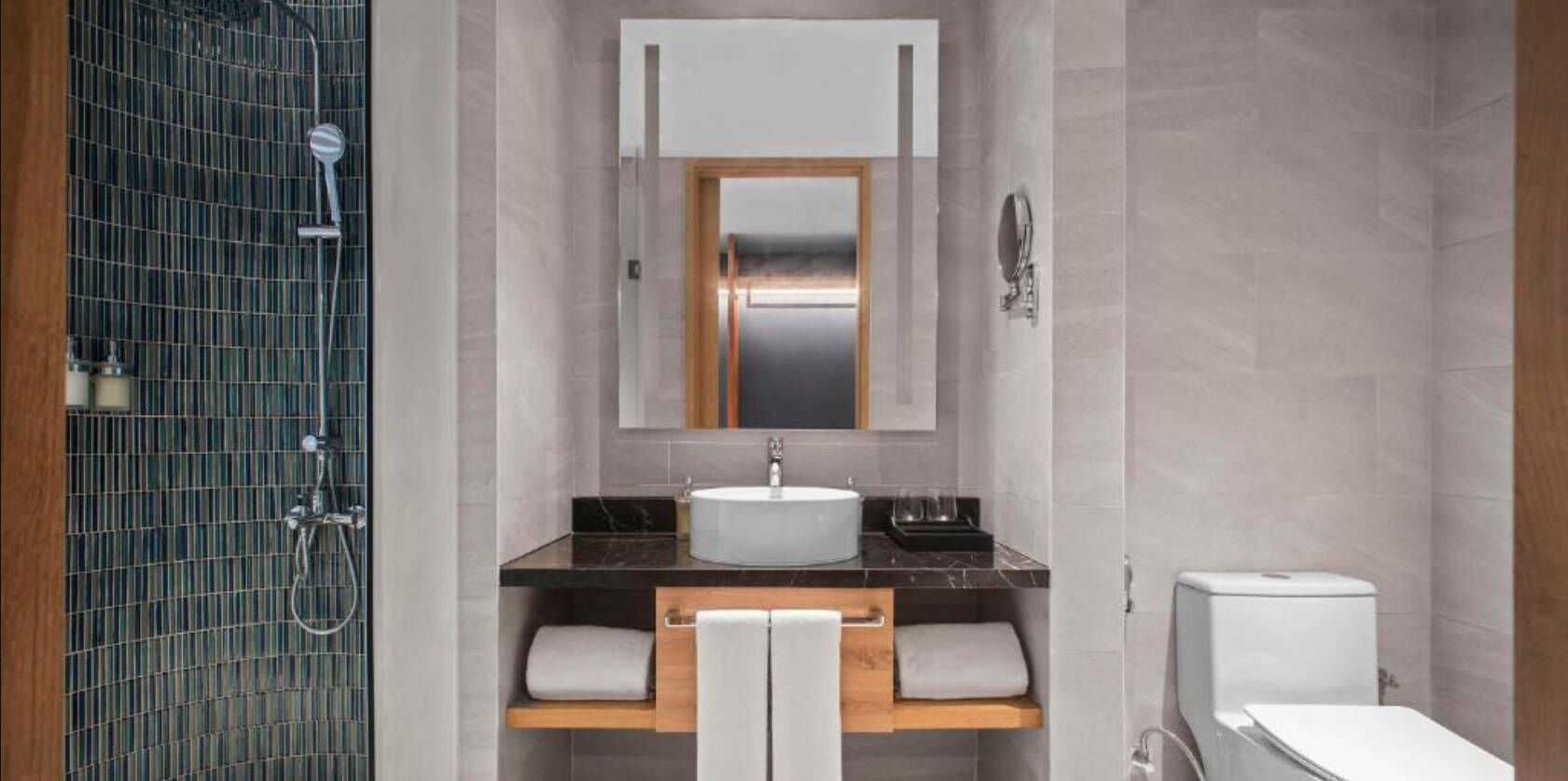 Bagno | Vasca e doccia separate, set di cortesia gratuito, asciugacapelli
