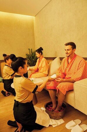 Massage/treatment rooms