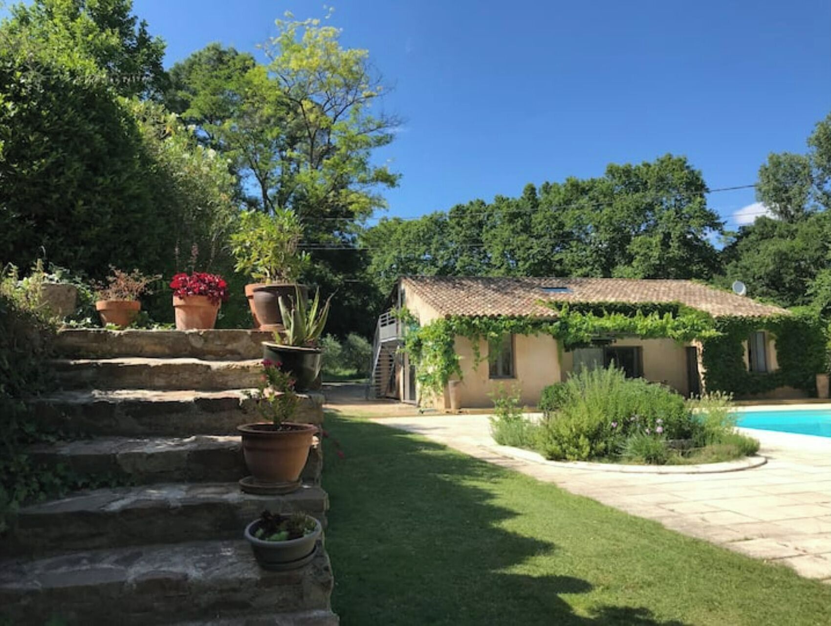 Enceinte de l’hébergement