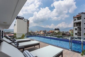 Rooftop pool - Hotel Lo Mustang (Kathmandu)