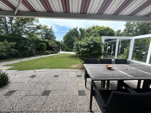 Buiten dineren