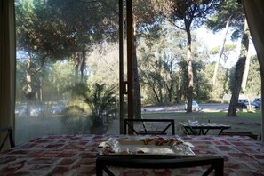 Udendørs spisemuligheder