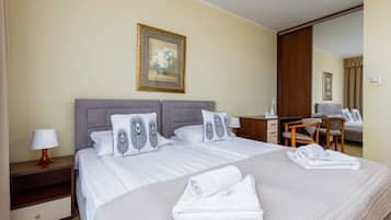 1 chambre, bureau, fer et planche Ă repasser, Wi-Fi