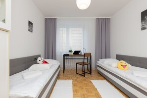 2 chambres, bureau, fer et planche à repasser, Wi-Fi