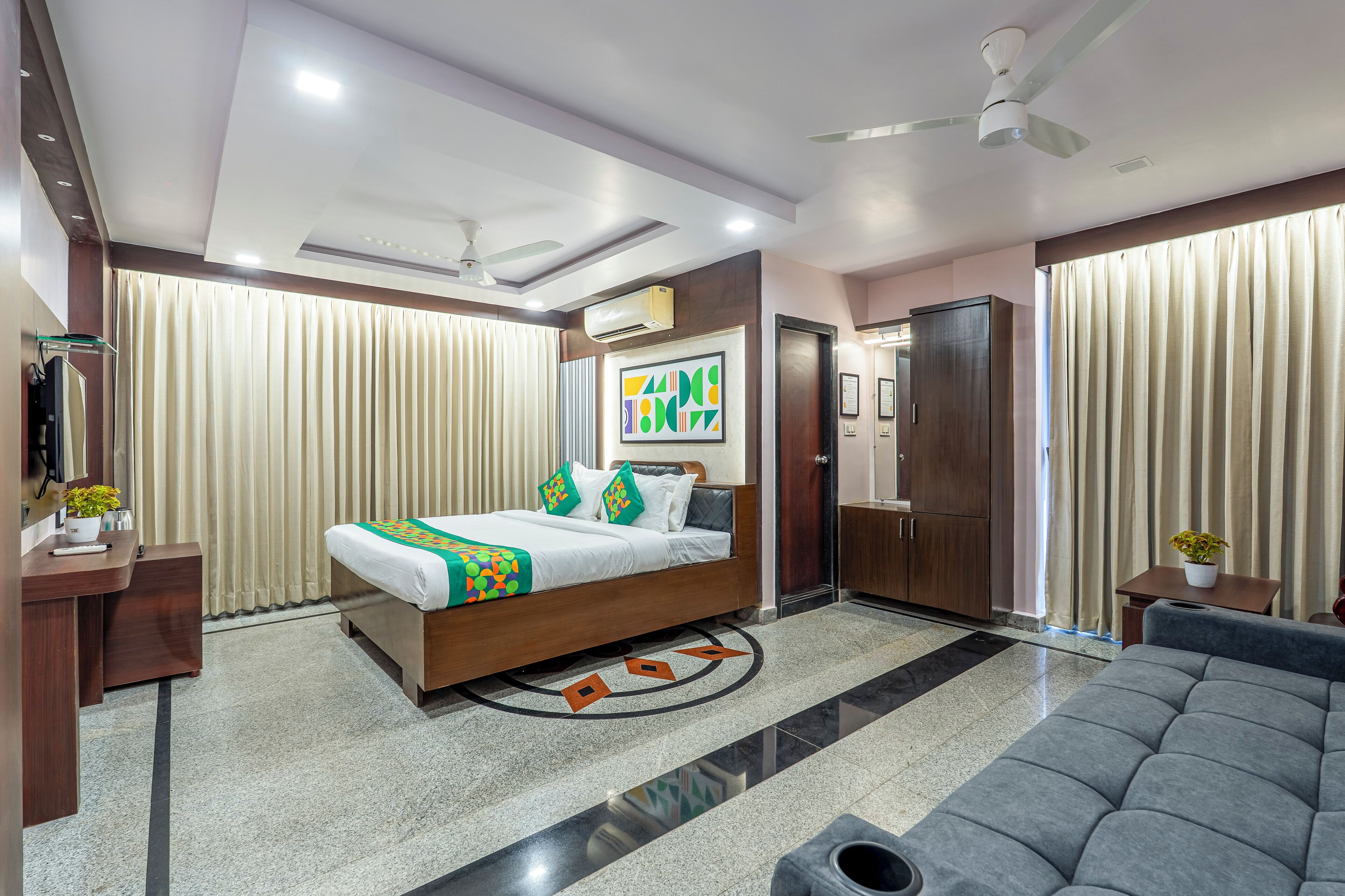 プレミアム ダブルルーム | セーフティボックス (室内)、デスク、アイロン / アイロン台、可動式ベッド