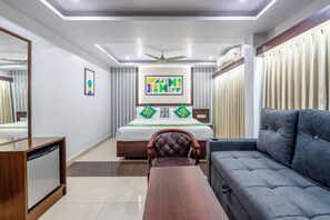 Premium Double Room | In-room safe, desk, iron/ironing board, rollaway beds