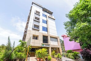 Exterior - Treebo Marina Grand, Railway Station (Visakhapatnam)