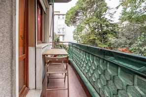 Outdoor dining - GuestHost - Mestre da Luca Apartment with parking space! (Mestre)