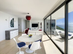 Outdoor dining - Francelho 2 Apartment by LovelyStay (Tabua)