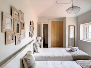 2 Schlafzimmer, Bügeleisen/Bügelbrett, Reisekinderbett, kostenloses WLAN