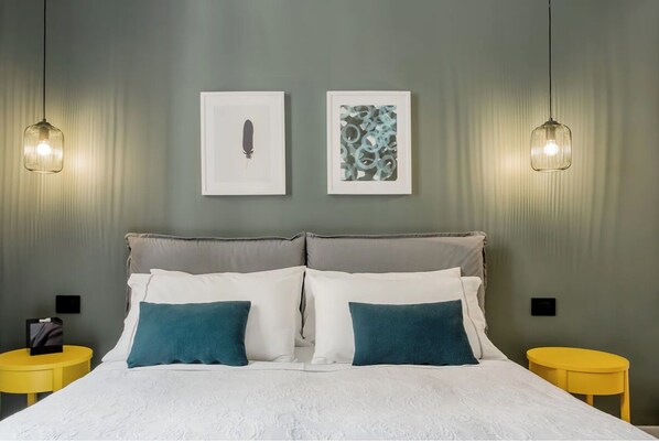 2 عدّة غرف نوم وسرير سفر وواي فاي وملاءات أسرّة