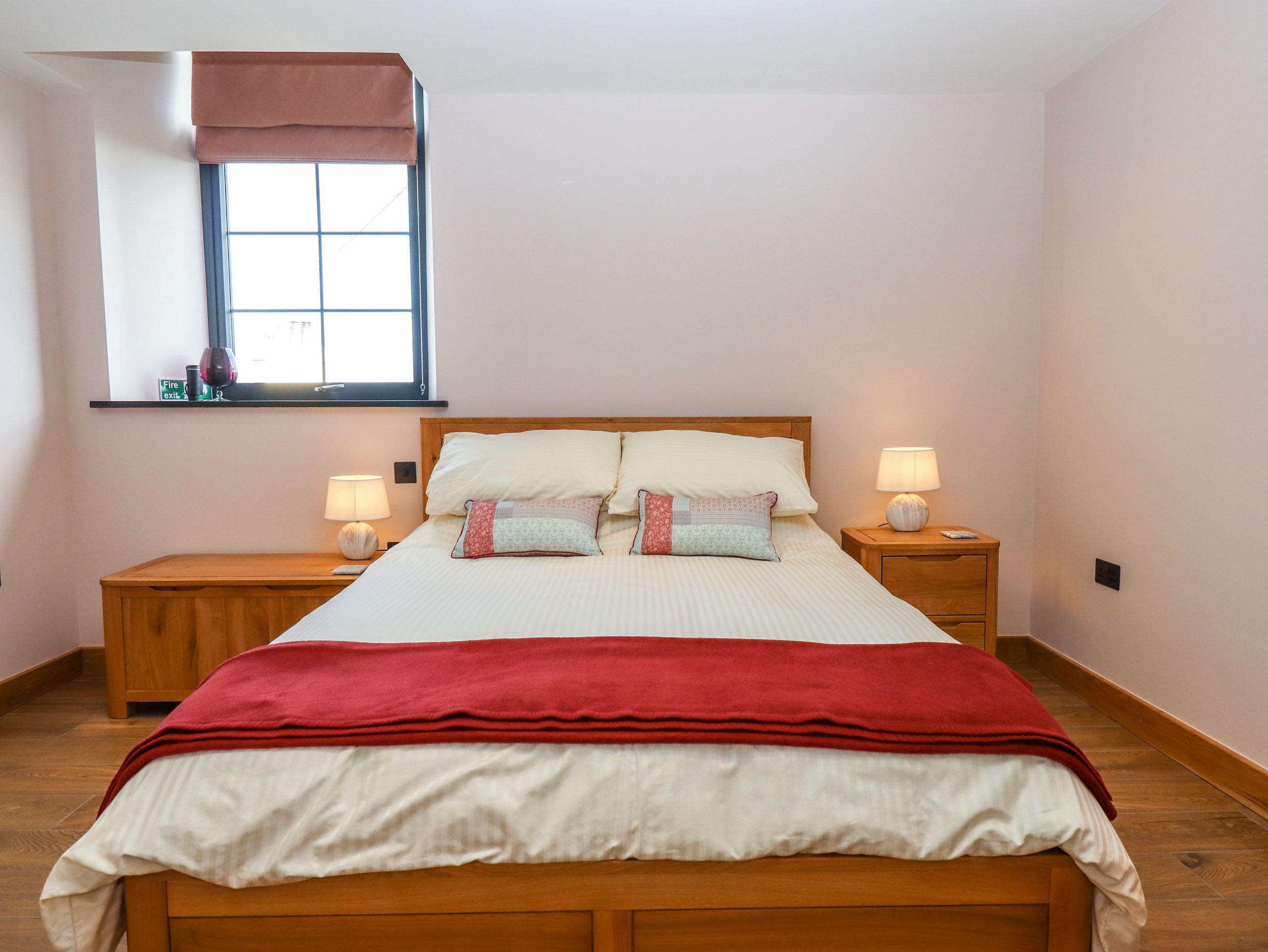 1 bedroom, individually decorated, individually furnished, free WiFi