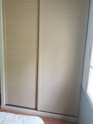 2 chambres, fer et planche à repasser, Wi-Fi