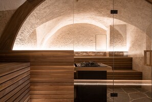 Sauna, sportsmassage, massagebehandlinger