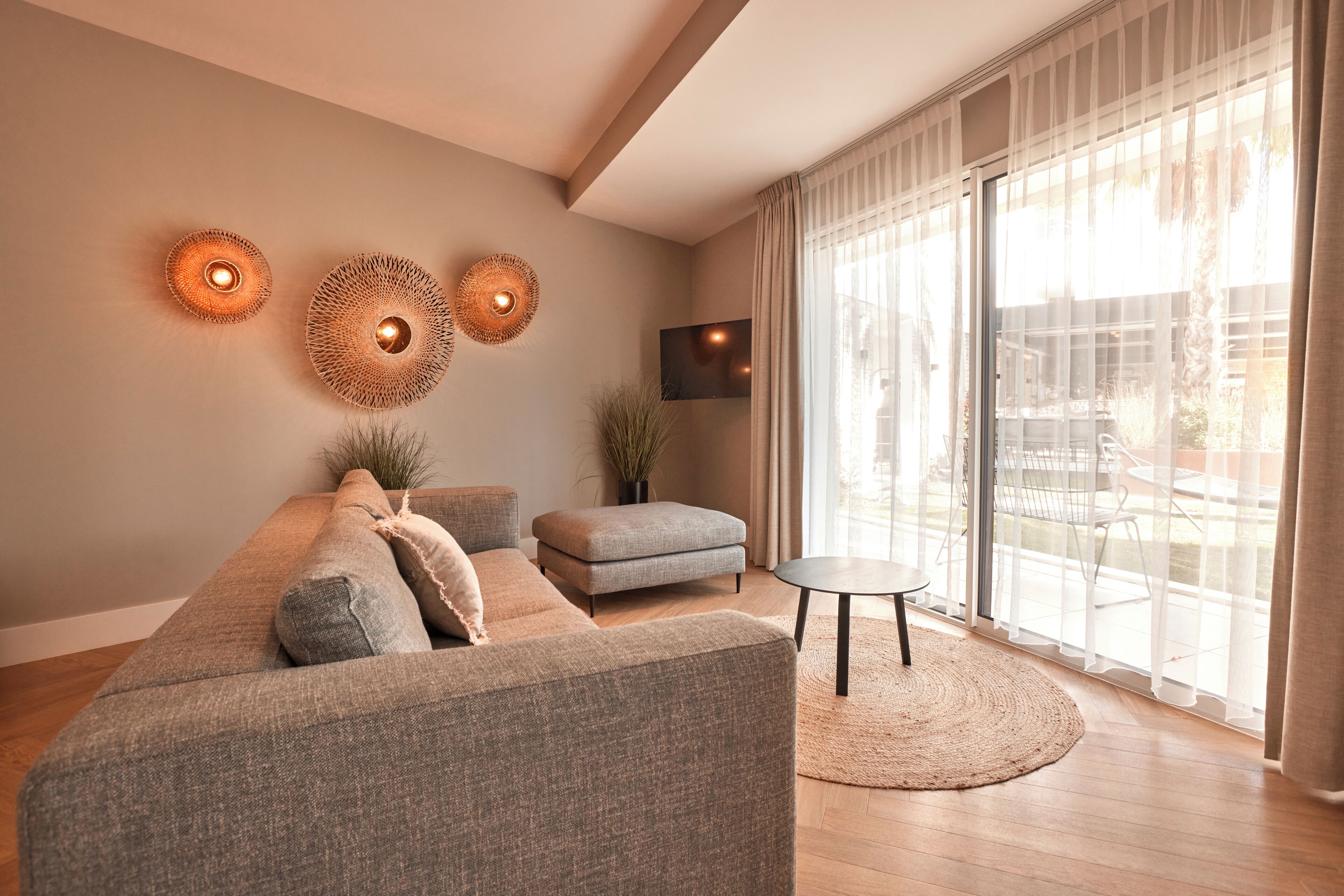 Ropa de cama de alta calidad y minibar 