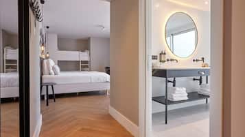 Suite Familiale | Literie de qualité supérieure, minibar, coffres-forts dans les chambres