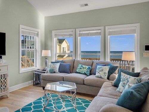 Island Drive 4478 - 5 BR Oceanfront B Lot with Oceanfront Hot Tub