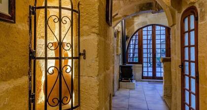 300y/o Gozo Villa with 2 Pools + Incredible Garden