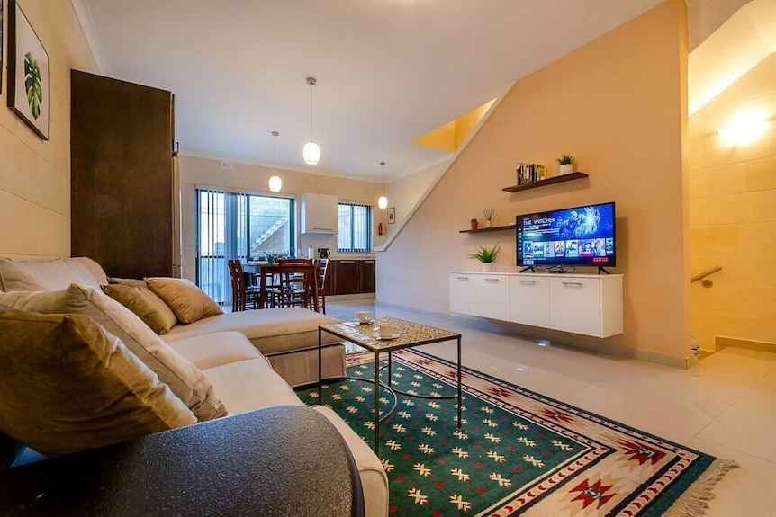 Rooftop Pool W/seaviews @ Modern 3br Holiday Home - Malta