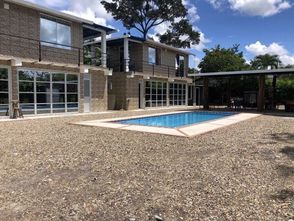 Villa | Aire de pique-nique/barbecue