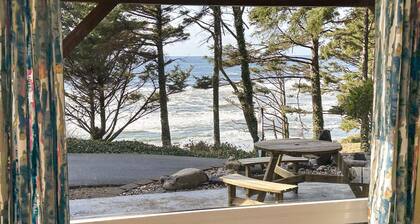 Ocean Front, Sunset at Oregon House, Stairs to the Beach!