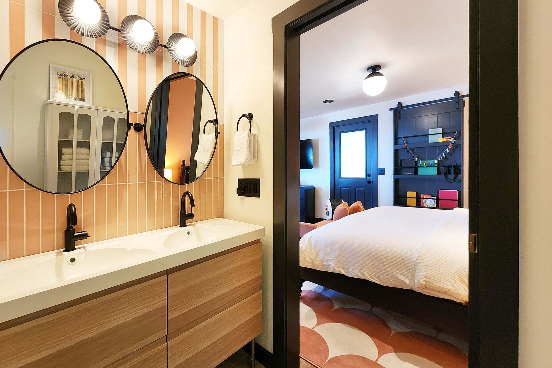 1 bedroom, WiFi (free), bed sheets