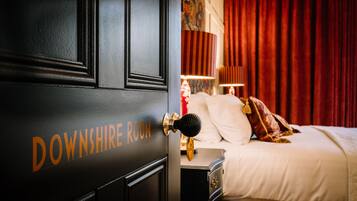 Chambre Double, salle de bains attenante (Super King bed 8)
