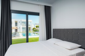 Ropa de cama de alta calidad, minibar y escritorio 