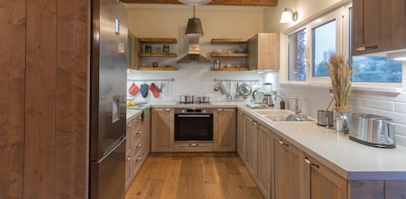 Superior Apartment | Private kitchen | Coffee/tea maker, electric kettle