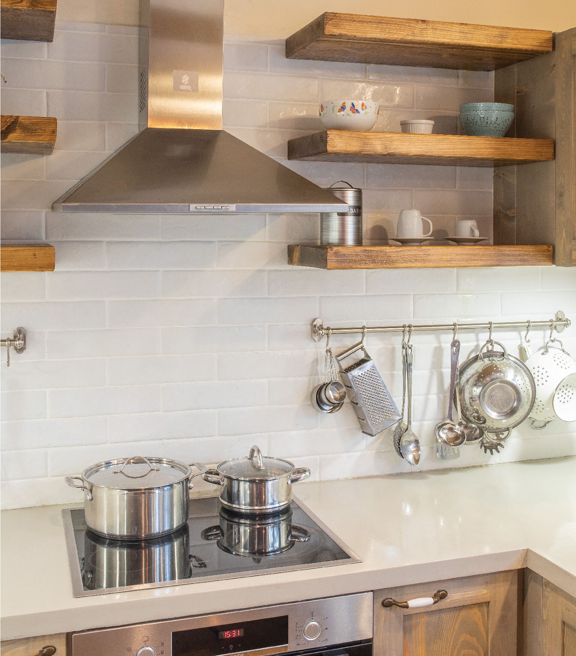 Apartament superior | Cuina privada | Cafetera i tetera i bullidora elèctrica 