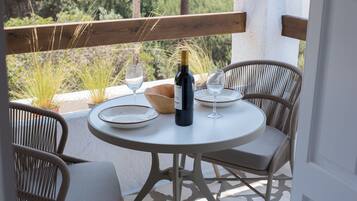Comfort Room, 1 Double Bed with Sofa bed | Terrace/patio