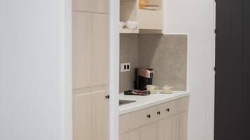 Comfort Room, 1 Double Bed with Sofa bed | Private kitchen