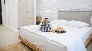 Comfort Room, 1 Double Bed with Sofa bed | Premium bedding, in-room safe, laptop workspace, blackout drapes - KANTOUNI BLUE SEA (Kalymnos)
