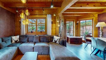 TV, fireplace, foosball, books