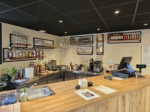 Bar (a l'allotjament)