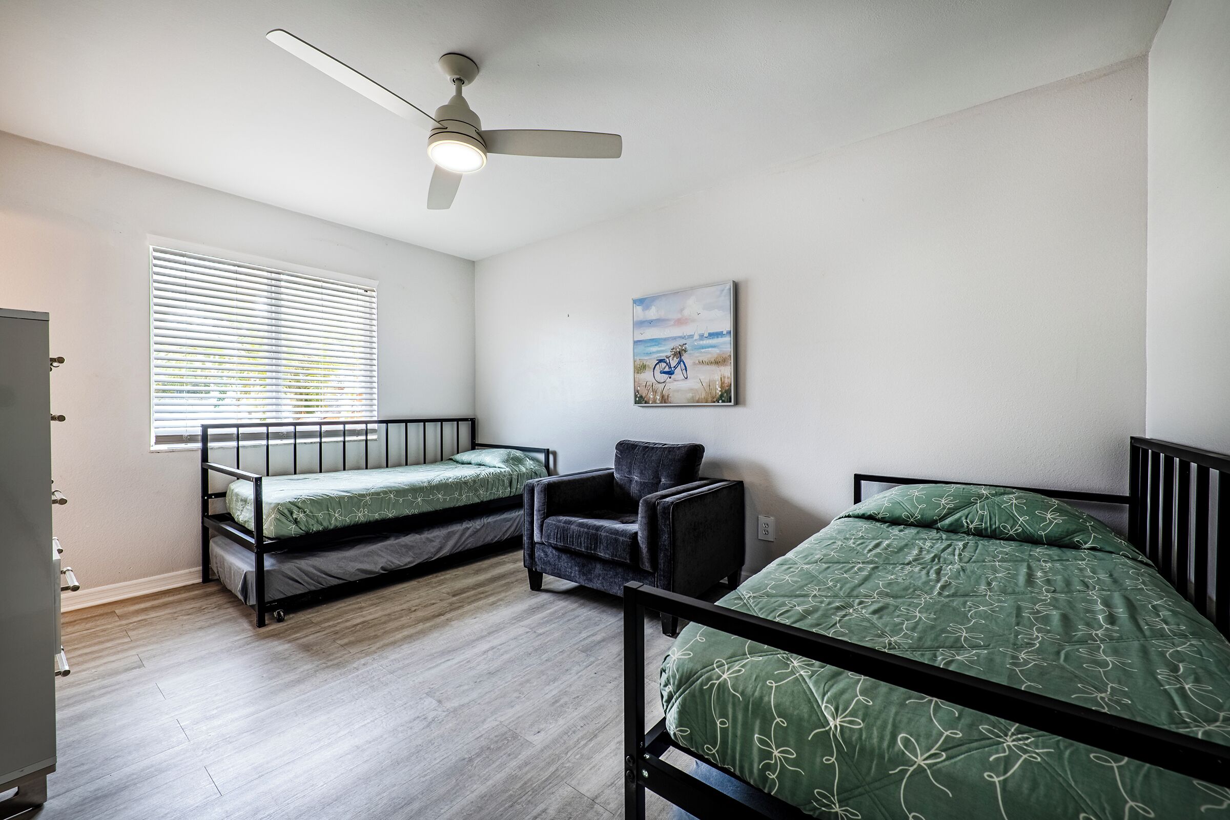 2 bedrooms, iron/ironing board, travel crib, WiFi (free)