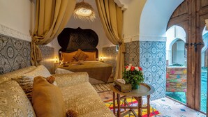 Deluxe Room | In-room safe, WiFi (free) - Riad Villa Saphir (Marrakech)