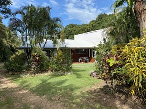Exterior - Melita (Arcadia)