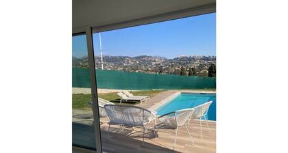 New villa with pool and view St Paul de Vence