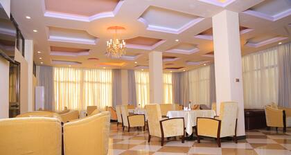 SUNLAND INTERNATIONAL HOTEL