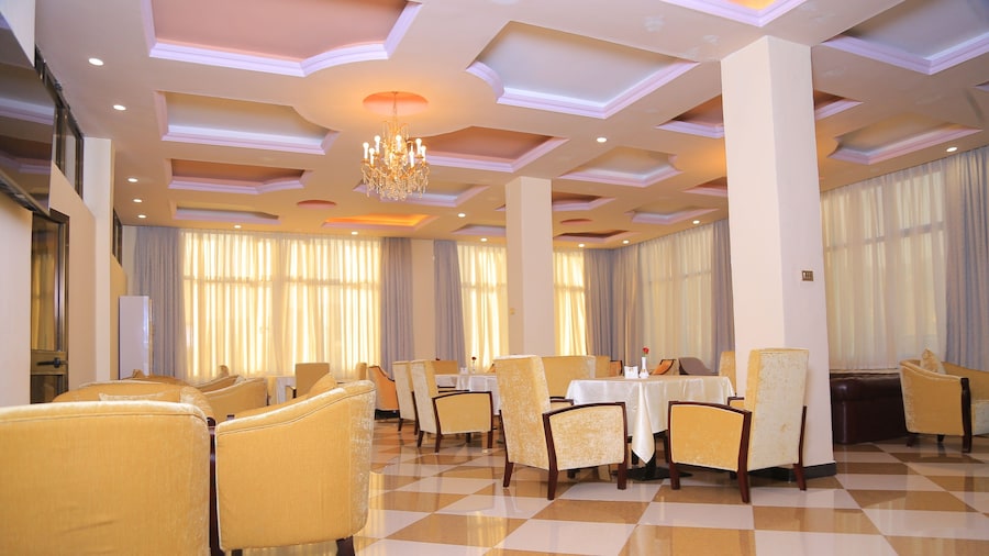 SUNLAND INTERNATIONAL HOTEL