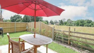 Cottage | Outdoor dining