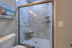 Combined shower/tub, hair dryer