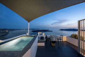 Zeal Dome with hot tub & Caldera View | Terraza o patio