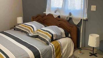 1 slaapkamer, reisbedje, beddengoed