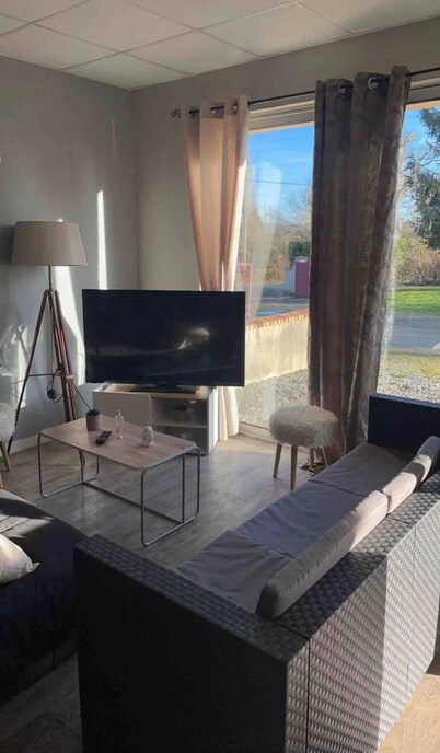 T2 in the countryside near greenway.