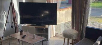 T2 in the countryside near greenway.