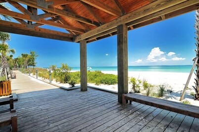 Coconut Bayou 2 Bedroom Home by RedAwning