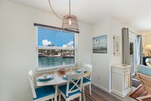 하우스, 침실 2개 | 다이닝